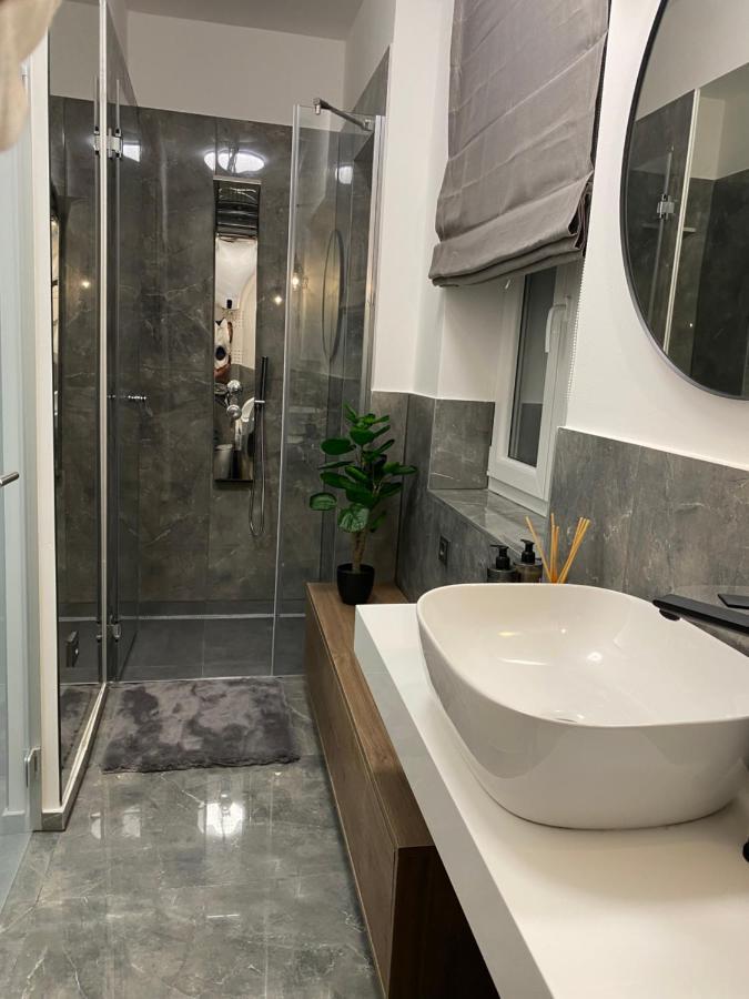 Apartman Tinea Zagreb Exteriör bild