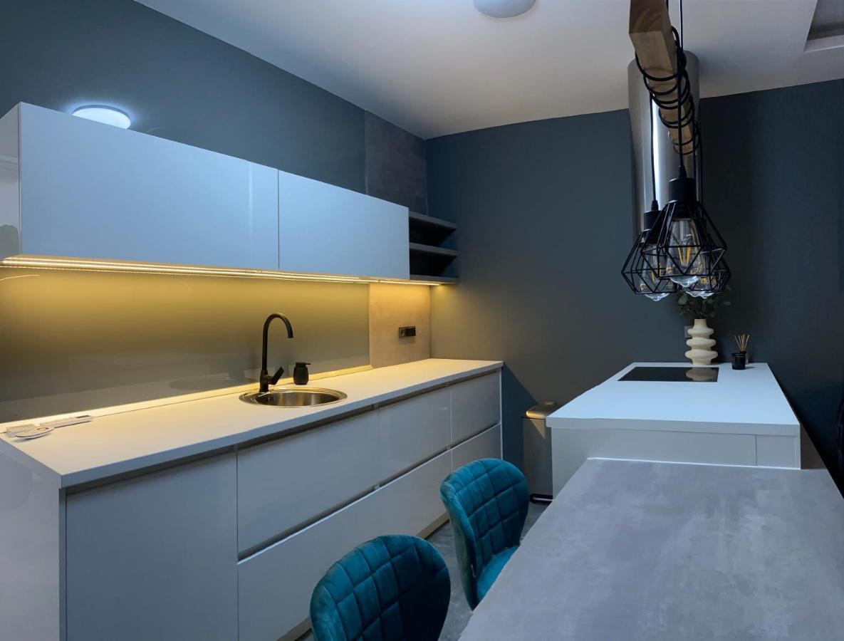 Apartman Tinea Zagreb Exteriör bild