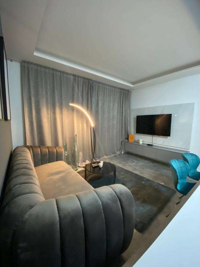Apartman Tinea Zagreb Exteriör bild